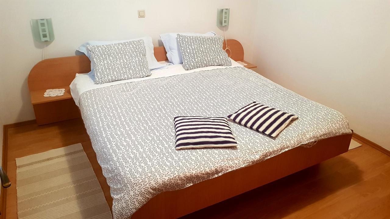 Apartments Zvono Слано Екстер'єр фото